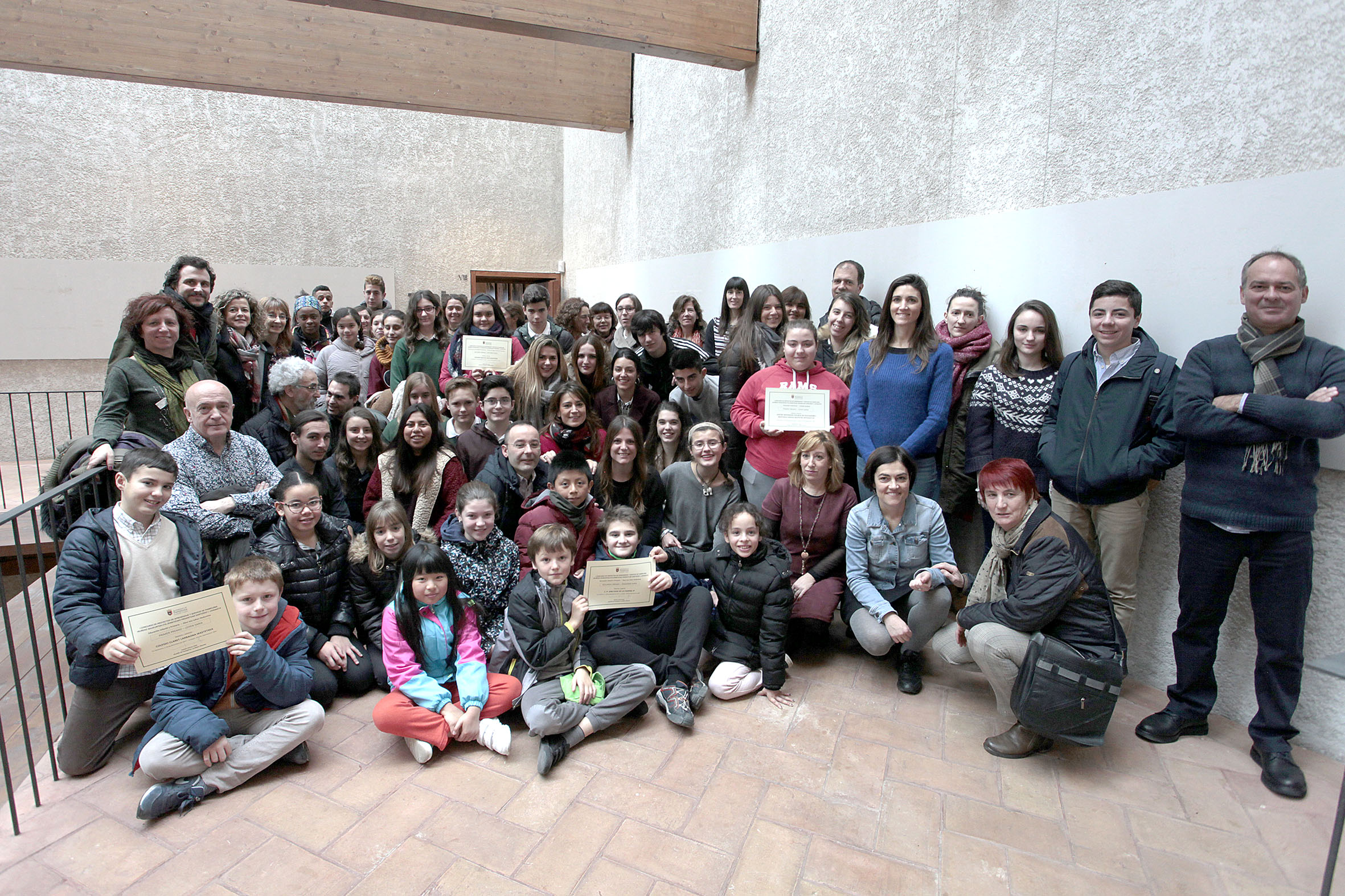 El Ayuntamiento de Pamplona premia proyectos de aprendizaje–servicio en  centros educativos – Zerbikas Fundazioa